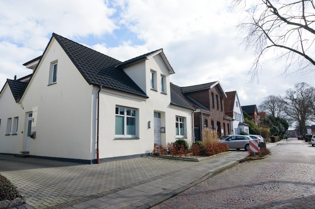 - Ostfriesland * Aurich